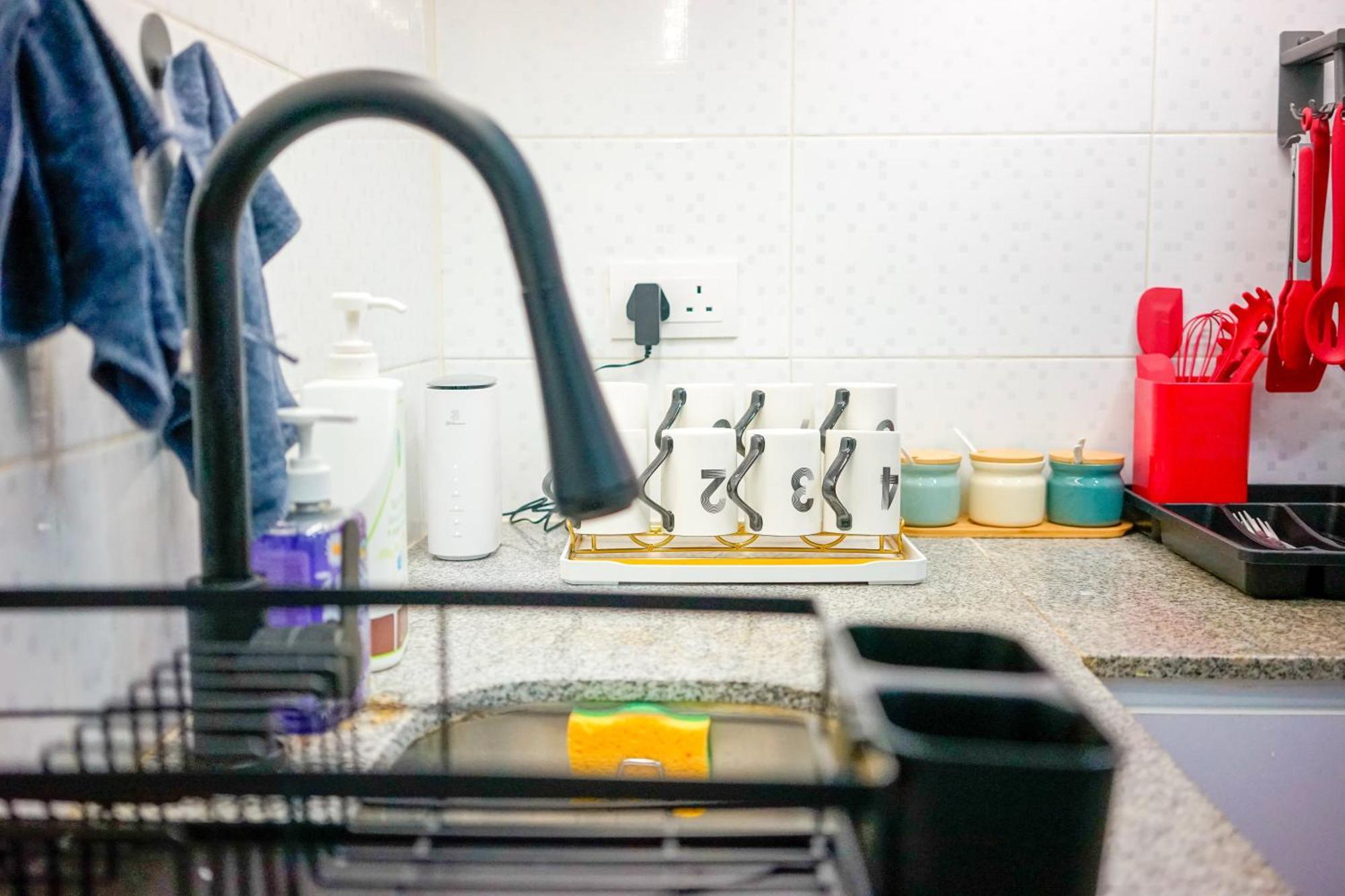 Student Accommodation - 292 Hennessy Road ฮ่องกง ภายนอก รูปภาพ